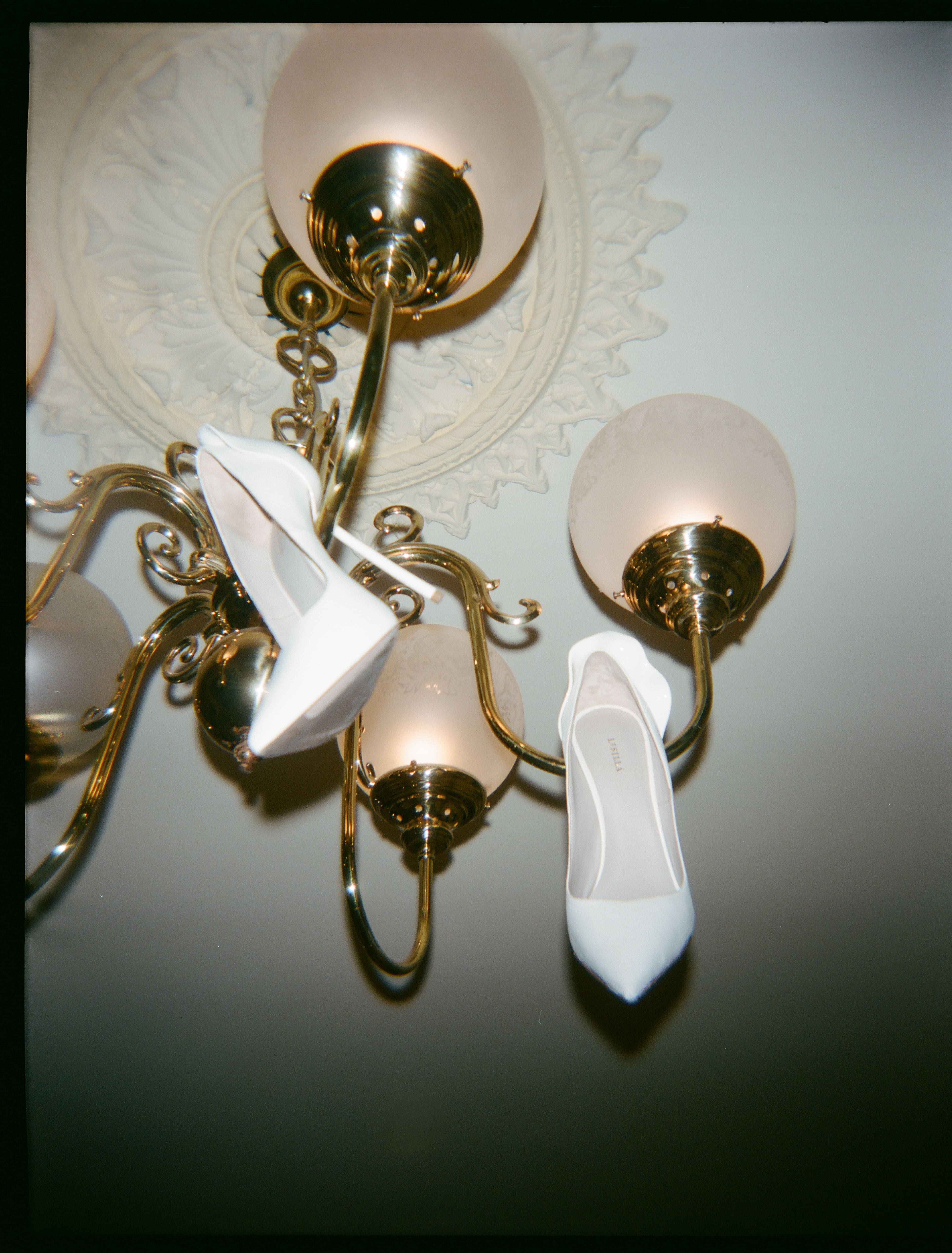 CLUB GRAIN Bridal heels
